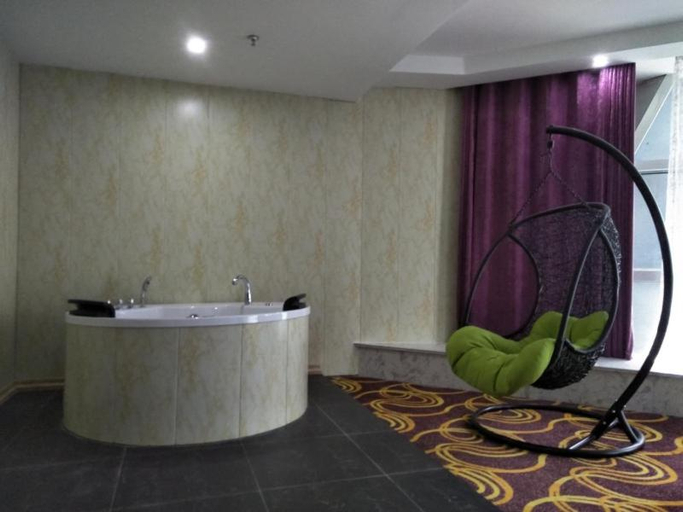 Bathroom, GreenTree Alliance Bengbu Railway Station Hotel, Bengbu