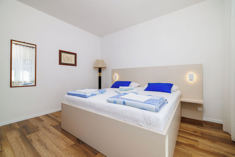 Room 5, Apartment Anita, Crikvenica