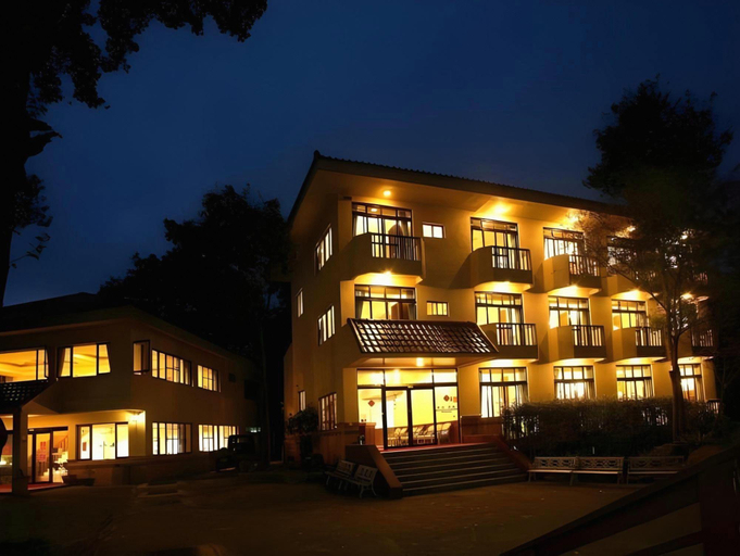 Exterior & Views 1, Hu Shan Hot Spring Hotel, Miaoli