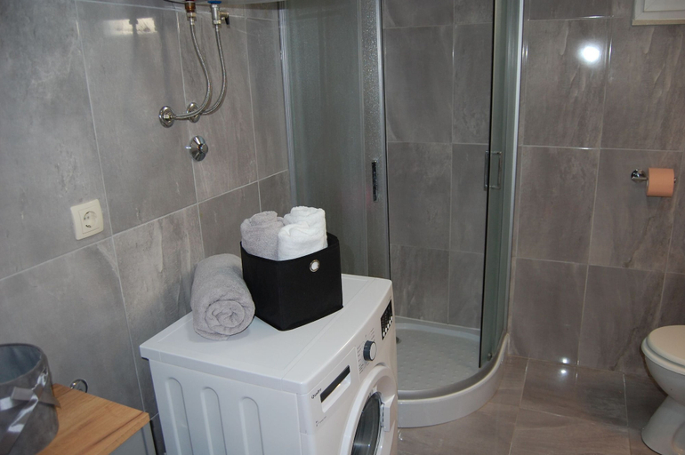Bathroom 2, House Sun, Kaštela
