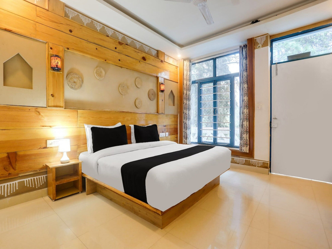 Room 3, Deluxe Palette Bhatta Falls, Dehradun