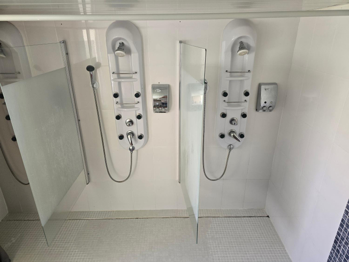 Bathroom, Albergue La Corona1, A Coruña