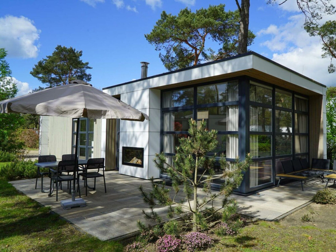 Outdoor dining, Cube Maximaal 4, Ede