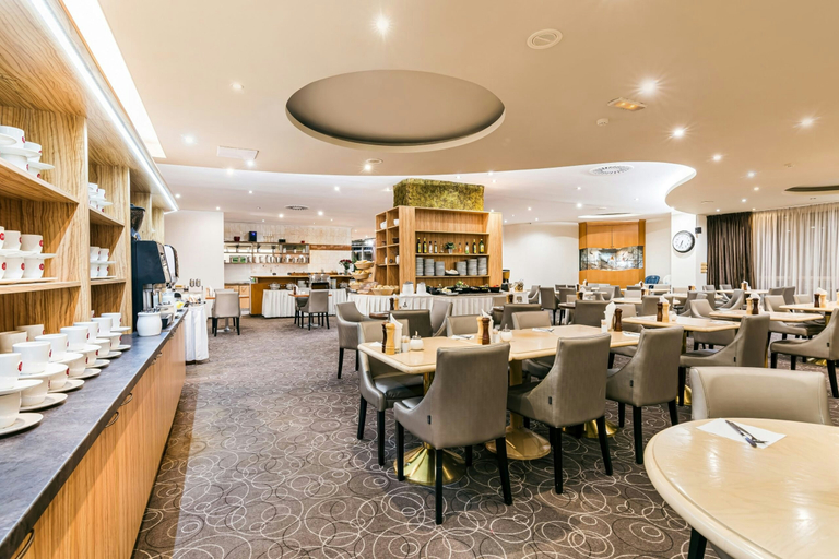 Food & Drinks 5, Cosmopolitan Bobycentrum - Czech Leading Hotels, Brno