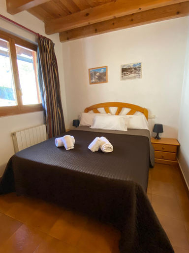 Bedroom 4, Camping Aneto, Huesca