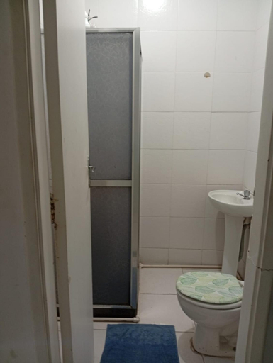 Bathroom 2, Meu Apartamento a 15min de Copacabana, Rio de Janeiro