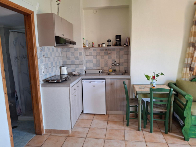 Others 4, Golden Sun Apartments, Crete