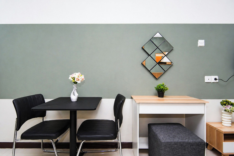 Room 3, Great Deal Wtih Compact Style Studio At Nifarro Park Apartment, Jakarta Selatan
