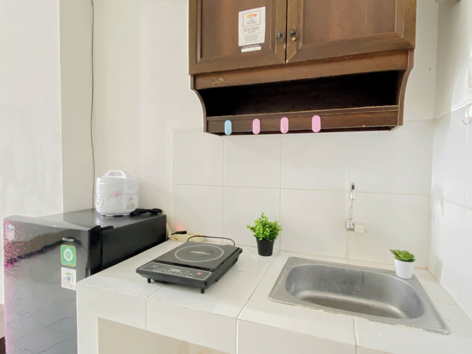 Private kitchen 5, Practical Studio At Gunung Putri Square Apartment, Bogor