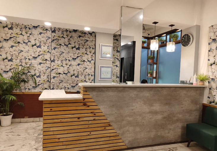 Others 3, Hotel Samrat, Kaushambi