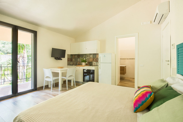 Room 4, L Ulivo Blu - Suite With Balcony 2 - Loc, Trapani