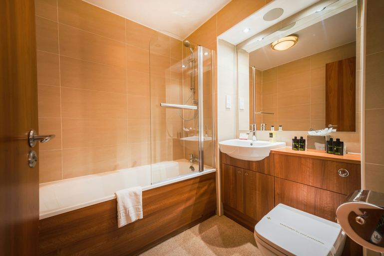 Bathroom 3, The Knight Residence by Mansley, Edinburgh