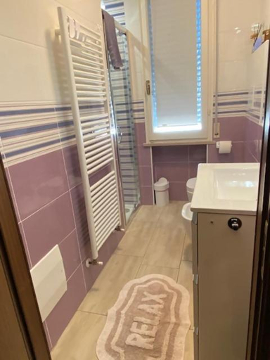 Bathroom, VIOLA CON SERVIZIO SPIAGGIA - LIDO ADRIANO, Ravenna