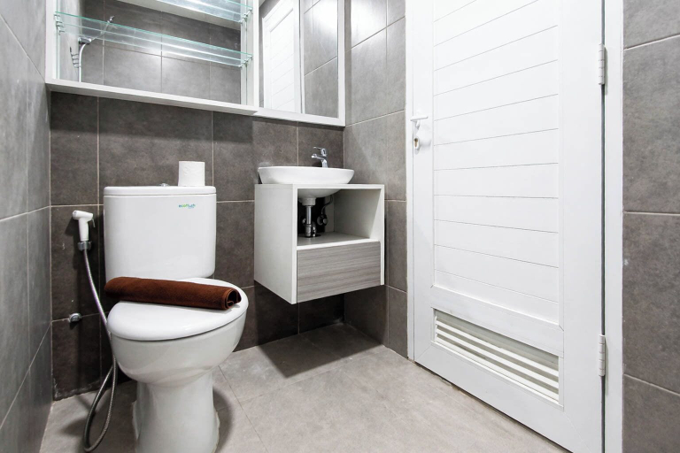 Interior 3, Serene Studio At Westown View Surabaya Apartment, Surabaya