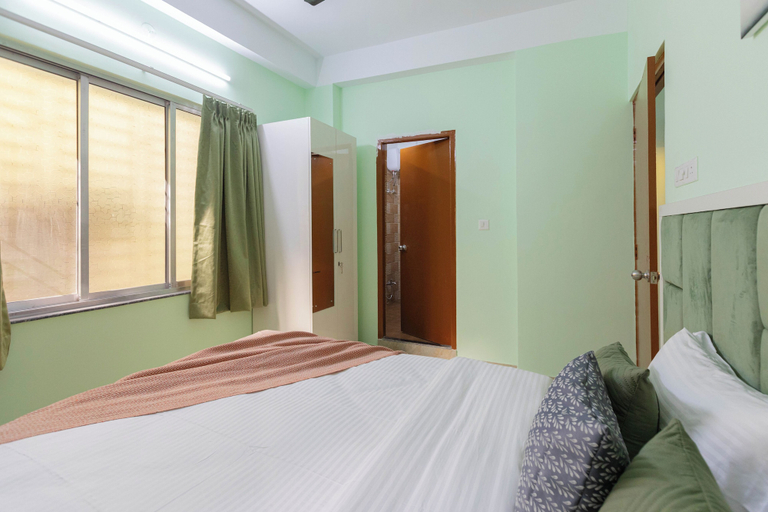 Room 3, Serenity Green by Jadecaps 3bhk South Kolkata, Kolkata