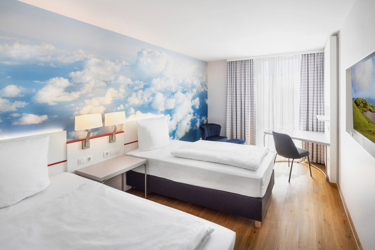 Bedroom 4, Hey Lou Hotel Friedrichshafen, Bodenseekreis