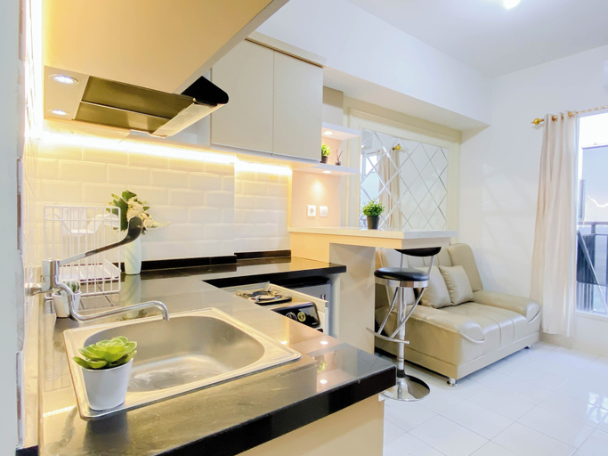 Private kitchen 3, Roomy And Warm 2Br At Apartment Podomoro Golf View, Bogor