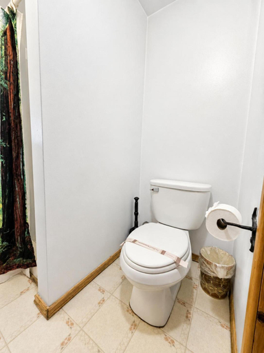 Bathroom 3, Castle Wood Cottages, San Bernardino