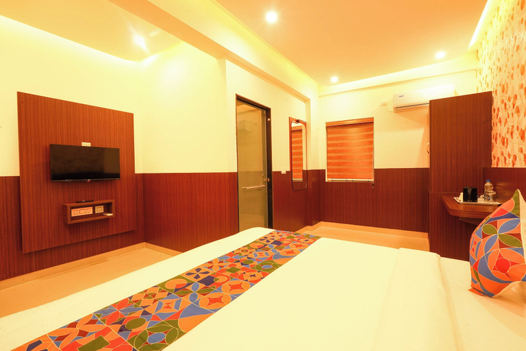 Room 3, Fabhotel Golden Stay Agb Layout, Bangalore