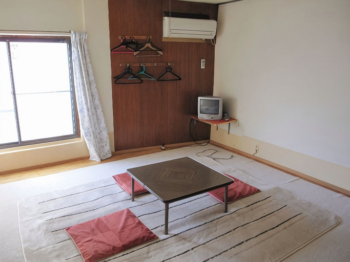 Bedroom 1, Awajishima Eight Minshuku , Sumoto