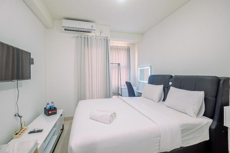 Bedroom, Simply Look Studio at Transpark Cibubur Apartment, Depok