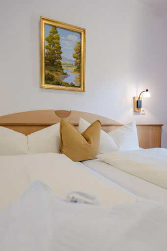 Bedroom 2, Gasthof Waldesruh, Imst