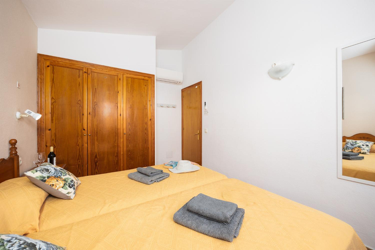 Bedroom 3, Villa Juana Large Private Pool, A/C, WiFi, Baleares