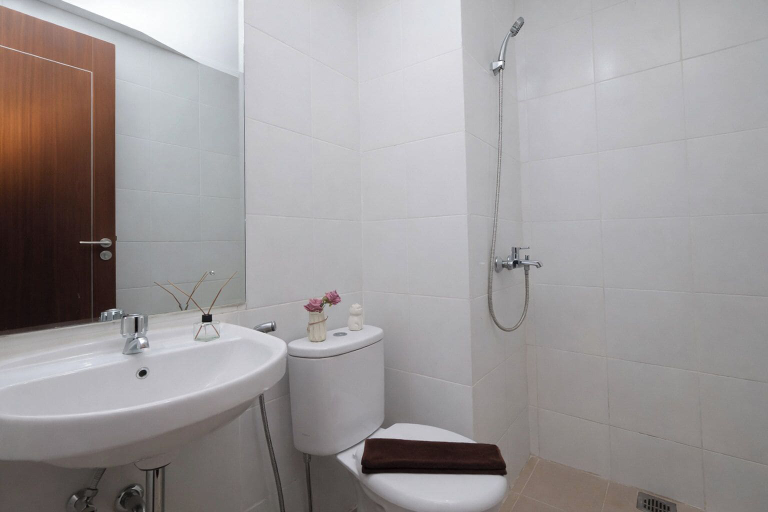 Interior 4, 3 Pax Tranquil 2Br At Vittoria Residence, Jakarta Barat