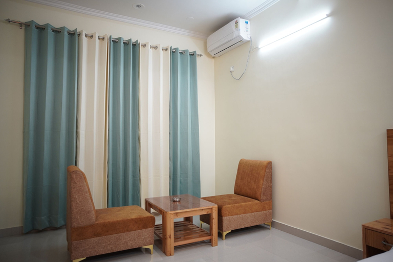 Interior 5, Hotel Arijika View, Kullu