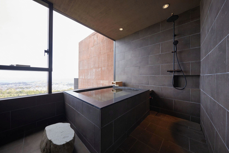 Bathroom, Galleria Midobaru, Beppu