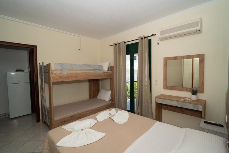 Bedroom 2, EVIA DREAM FAMILY APARTMENTS, Central Greece