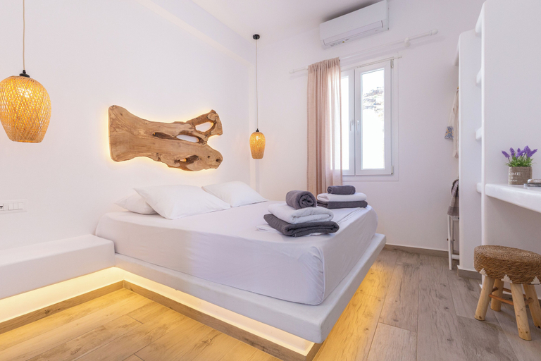 Primary image, Alexandra Suites & Rooms - MYKONOS PORT, South Aegean