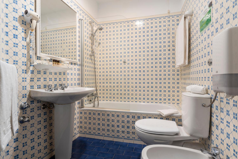 Bathroom 4, Hotel Vale da Telha, Aljezur