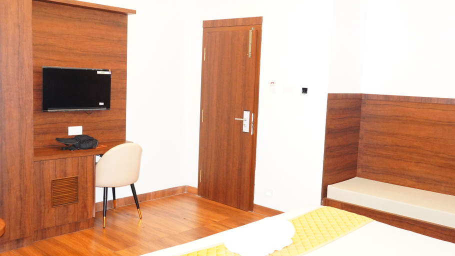 Room 3, Hotel Lemon, Viluppuram