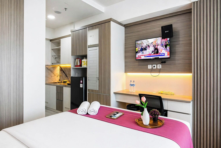 Room 4, Serene Studio At Westown View Surabaya Apartment, Surabaya