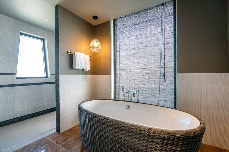 Bathroom 5, Thann Wellness Destination, Bang Sai