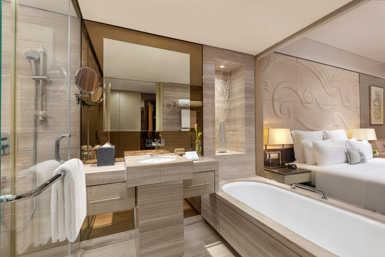 Bathroom 5, Yuyao Grand Pacific Hotel, Ningbo