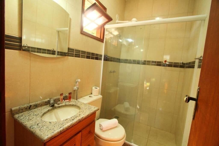 Bathroom 4, MOANA, Armação dos Búzios