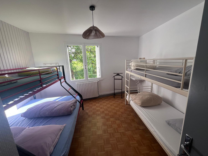 Bedroom 2, Le Gite de Saint Romans, Deux-Sèvres