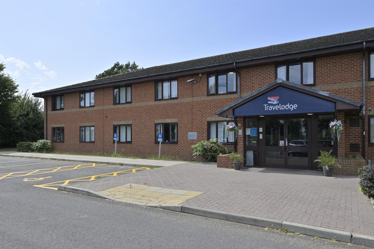 Exterior & Views 5, Travelodge Kettering, Northamptonshire