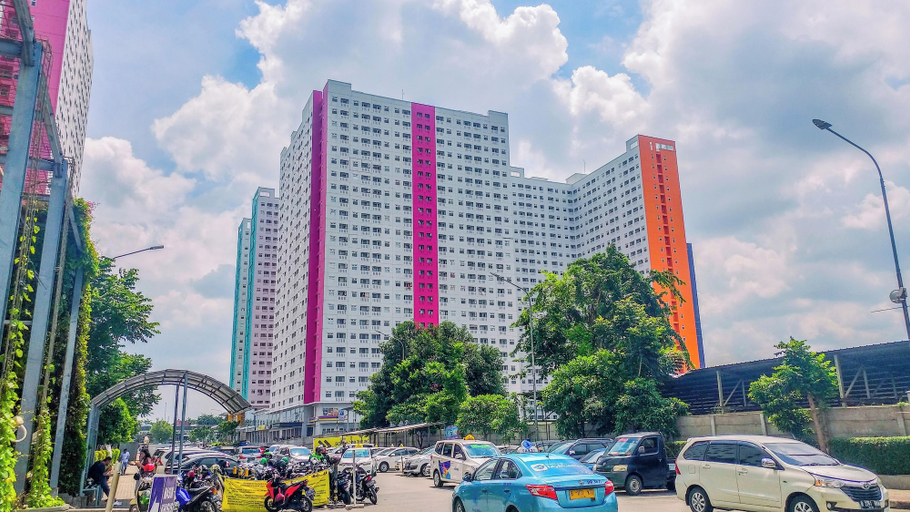 Exterior 3, Classic And Restful Studio Room At Apartment Green Pramuka City, Jakarta Pusat