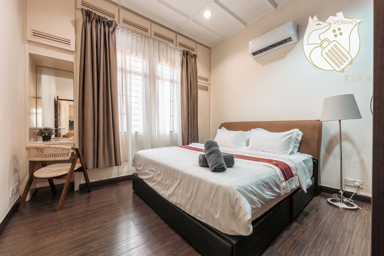 Room 4, 20pax Bali Villa with Karaoke & BBQ Area, Ampang