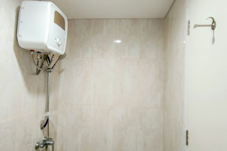 Bathroom 3, Practical Studio At Tamansari Skylounge Makassar Apartment, Makassar