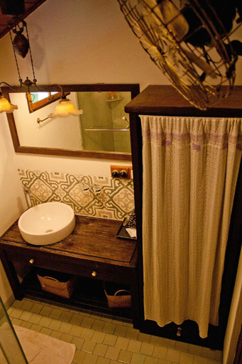Bathroom 3, Ayodhara Village, Phra Nakhon Si Ayutthaya