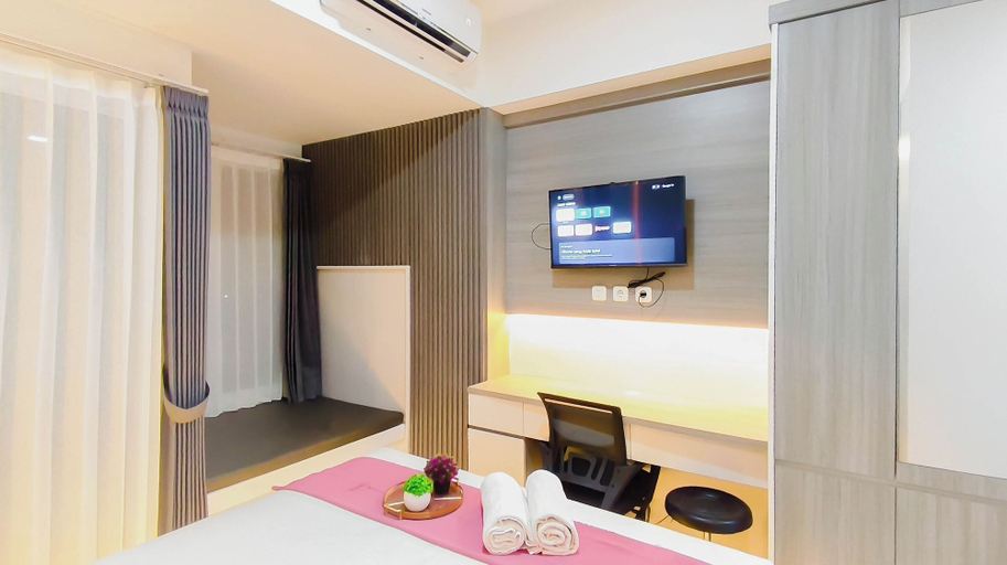 Television, Stylish Light Gray Touch Studio At Westown View Surabaya Apartment, Surabaya