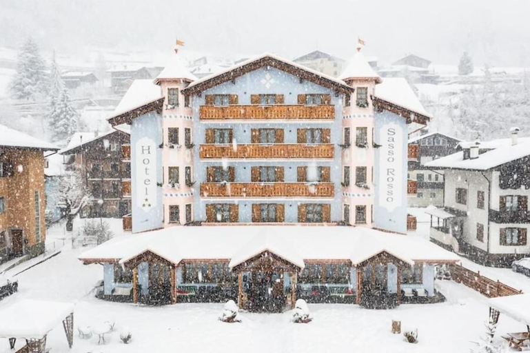Exterior & Views 2, HOTEL SASSO ROSSO, Trento
