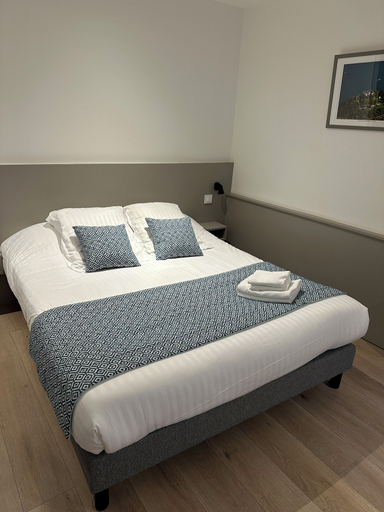 Room 4, Hôtel du Fer à Cheval, Savoie