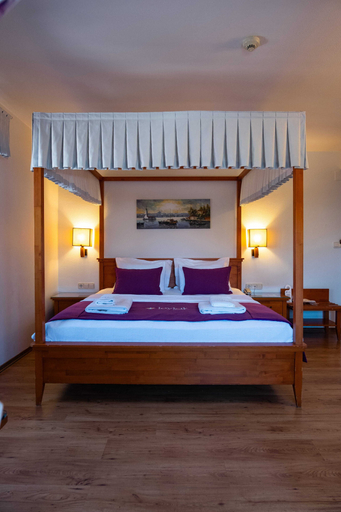 Bedroom 2, Leylak Boutique Hotel & Brasserie - Boutique Class, Çeşme