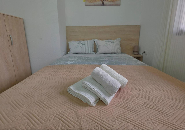 Bedroom 3, Apartments Val Maslina