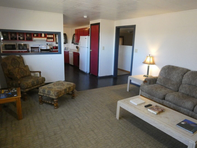 Living area 5, Cottonwood Camp, Big Horn